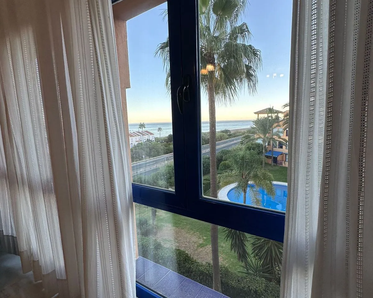 980f0487-14b7-4426-a6a2-4e2a0fd18ca0