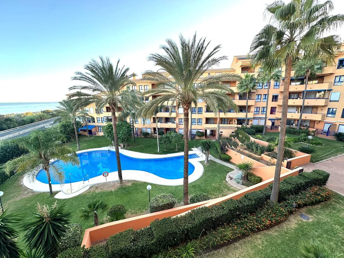 e3a0cd63-424e-4ca2-9d38-a471effb304a