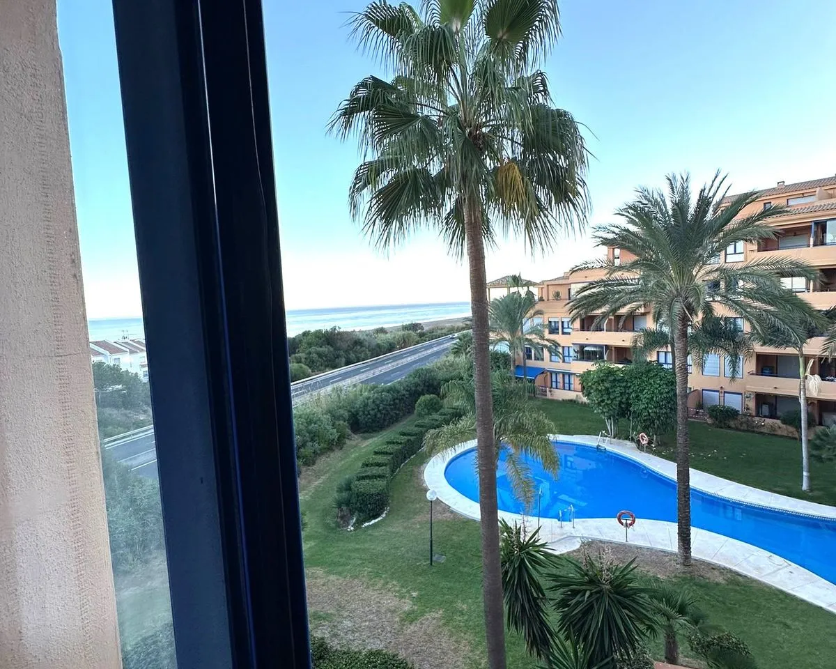 ee201ded-44e8-4ac7-848a-d587531e9762