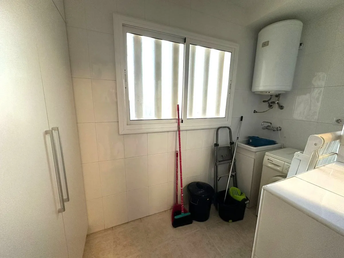 f8fd8e65-07ec-41d5-8104-50741fc67324