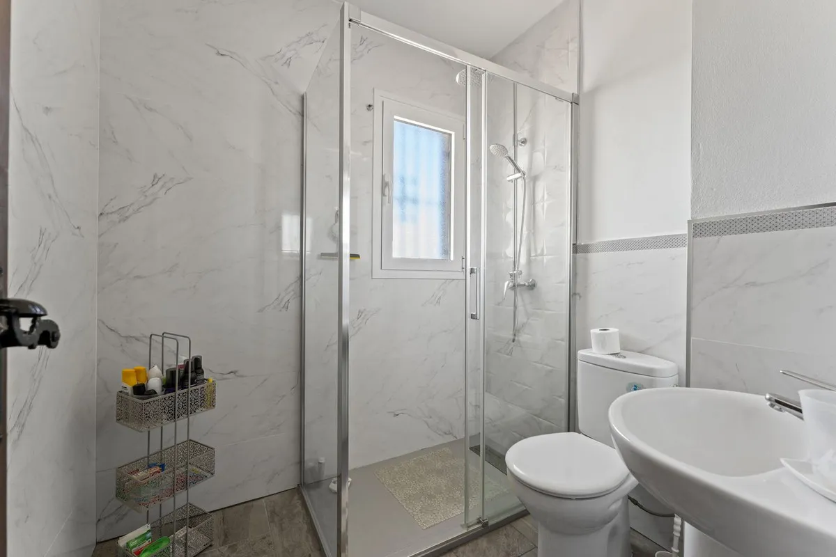 23c0b42e-252e-4e90-8220-c04edc017bf0