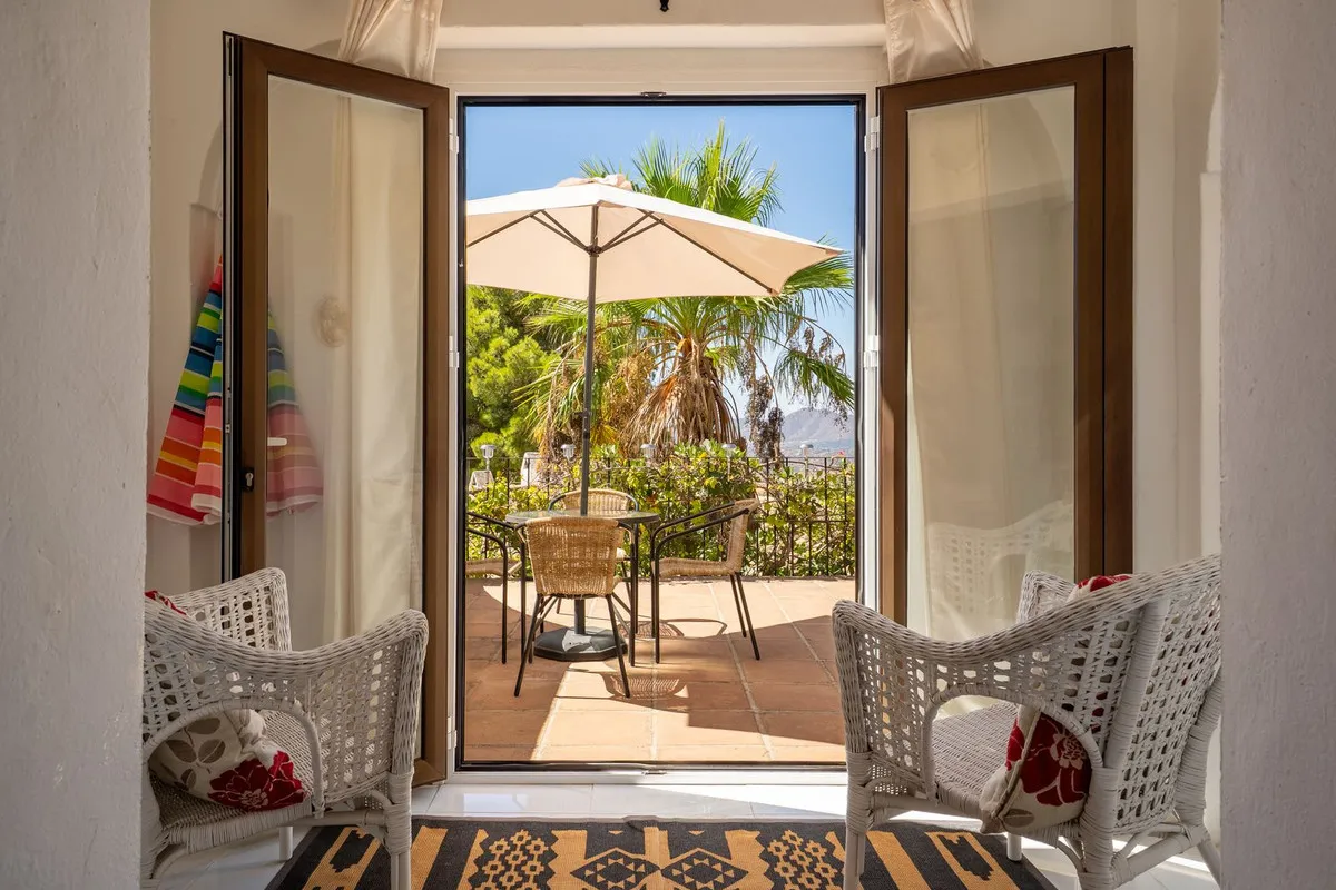 58b9760c-8e0b-45f5-abaa-e8135c0db3cc