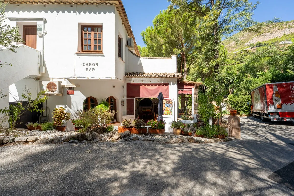 7ebb1845-f9db-4d86-91c4-3cd9392af8b2