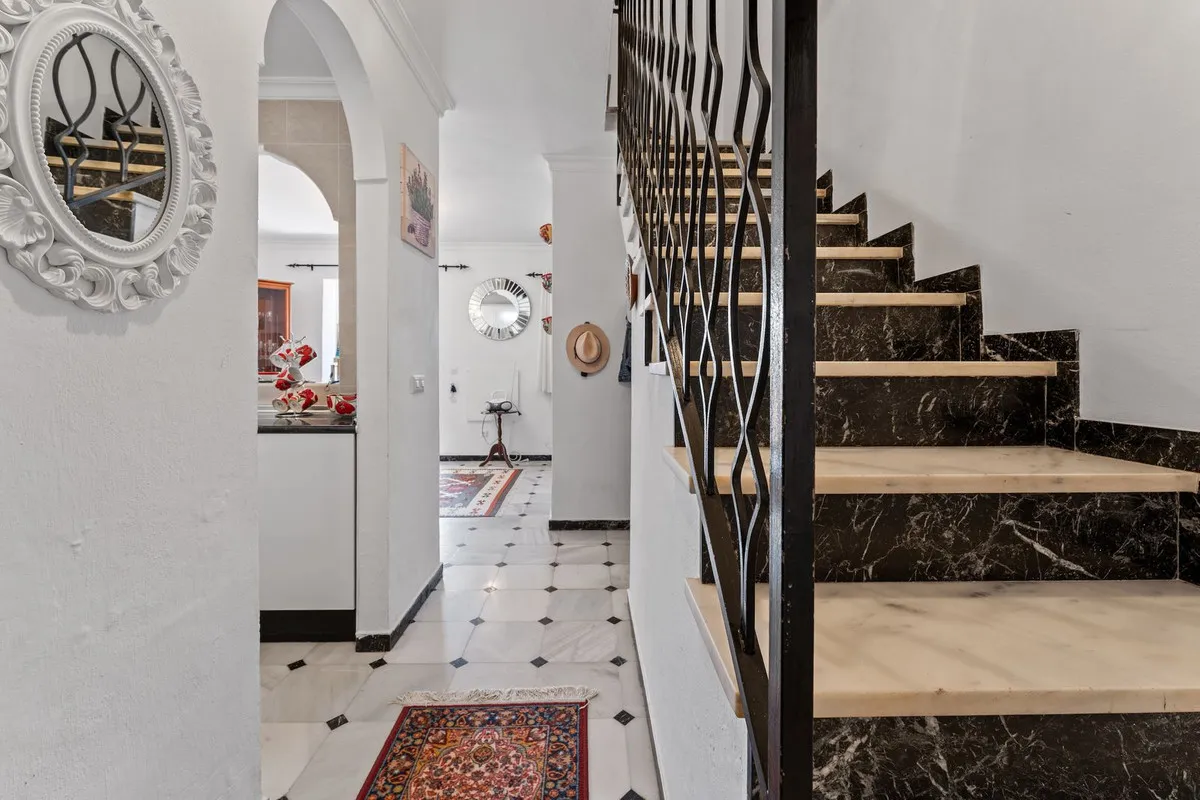 802aeadd-f4cd-4e35-a64e-2ca2e8c2858a