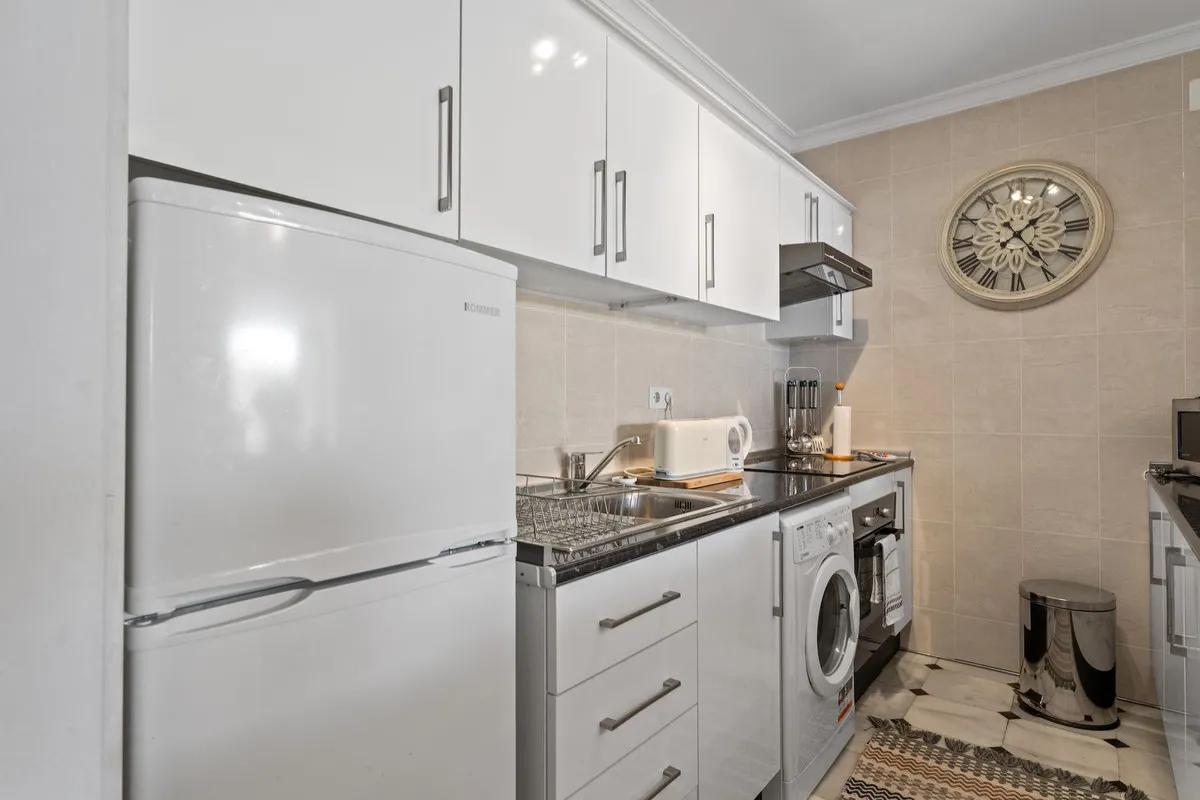 cb06cef9-22bf-41ff-92b4-6295807b47fe