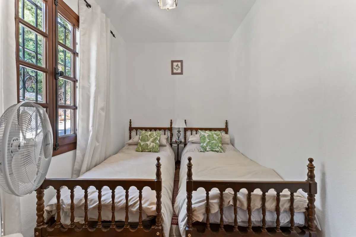 da52f327-d923-4f74-a4a9-c4b930d211c4