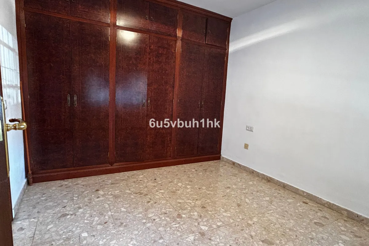 5bfe74a8-db7d-40a5-b4bf-af46973112f1