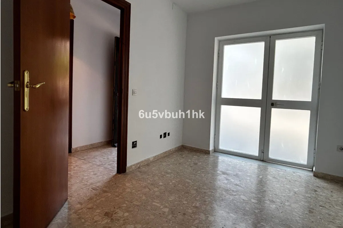 d36621d5-de96-4b51-a1bc-8ba5cea425cc