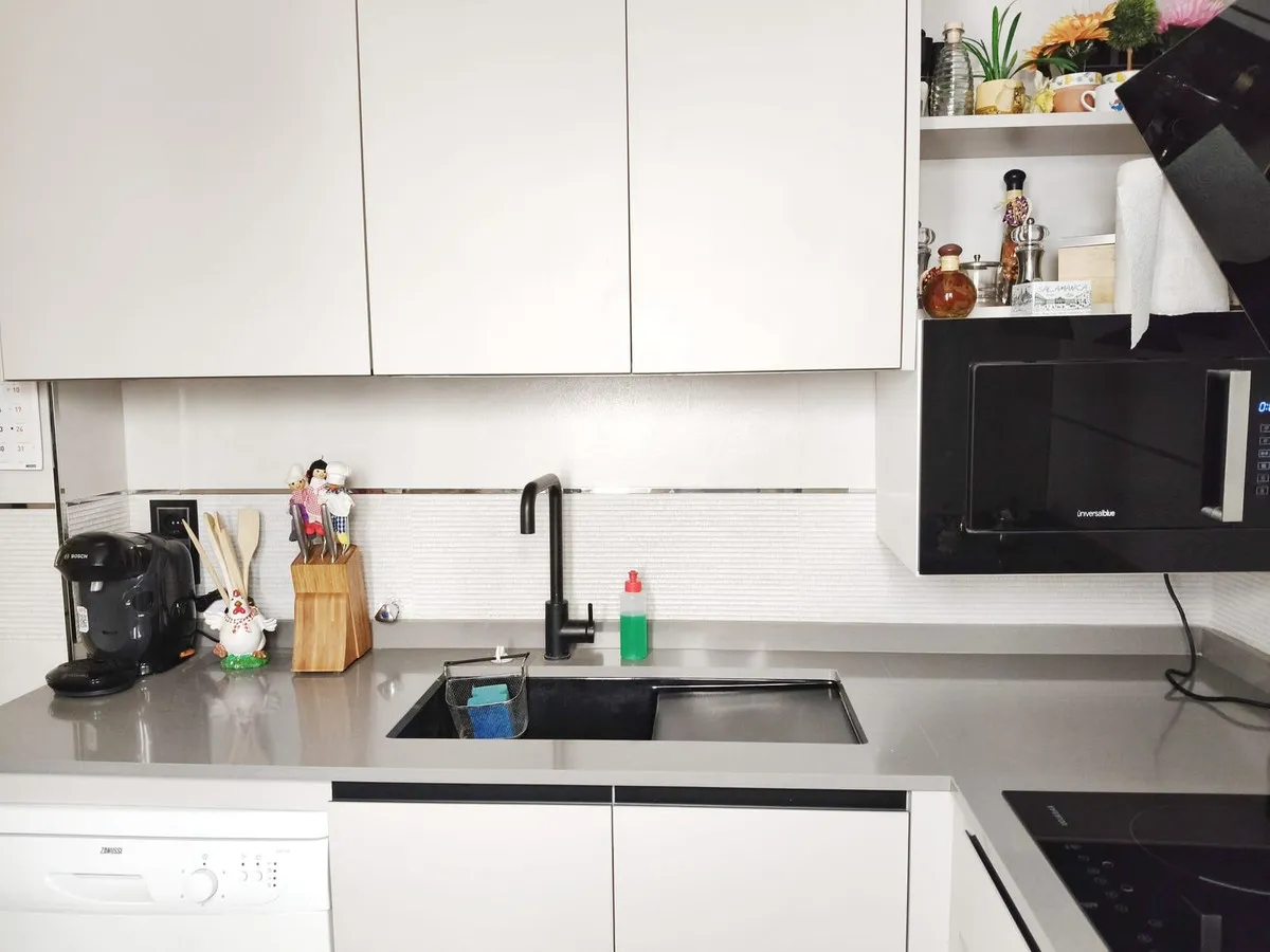 74df621b-0845-4b67-8fc8-0b86fa756d90