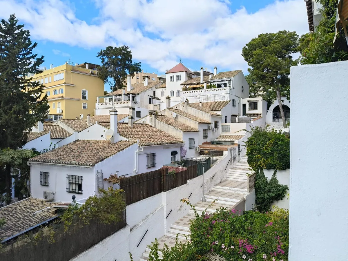 e89338d0-6443-4b59-a8b3-404524e60a29