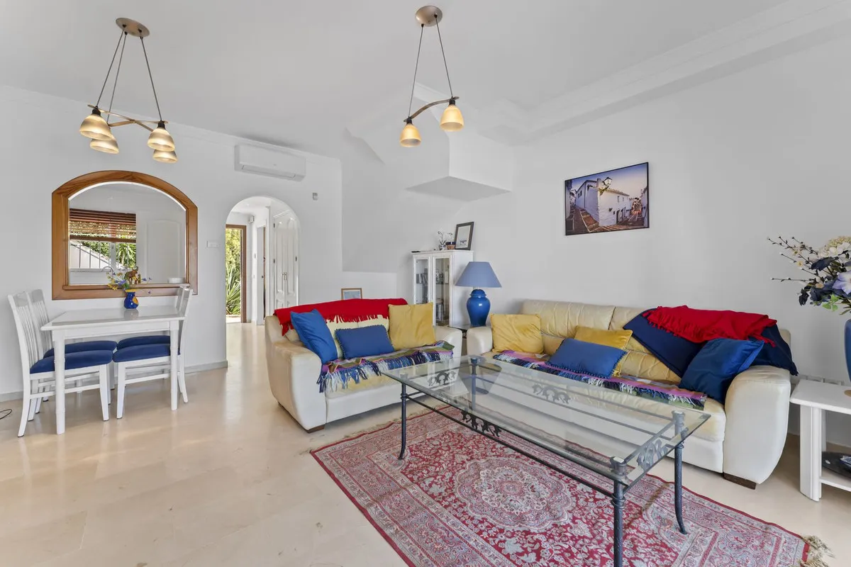 454c6f8a-706d-4395-a4f4-9612f142a339