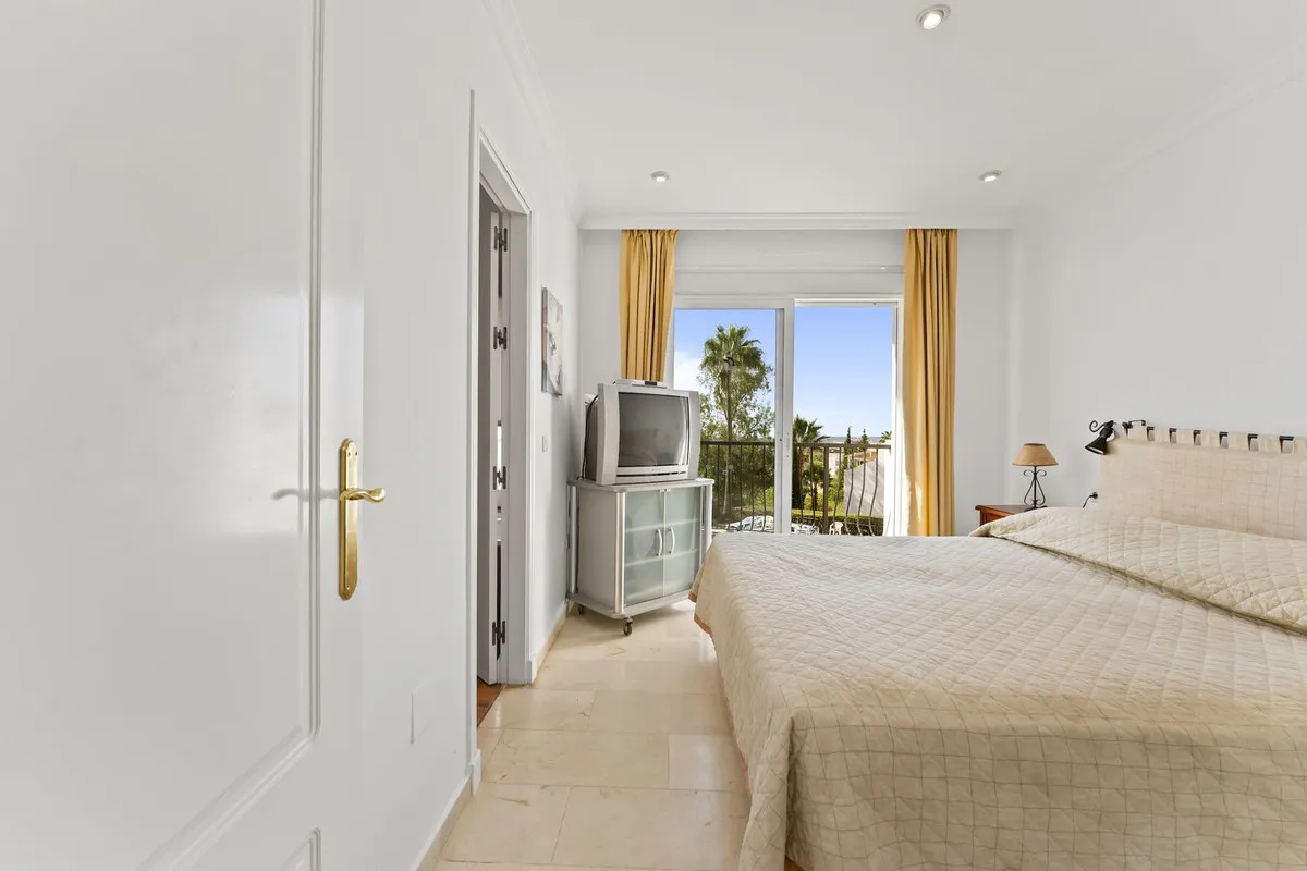 65356afd-80fd-4d4e-b20a-237eb99dd059