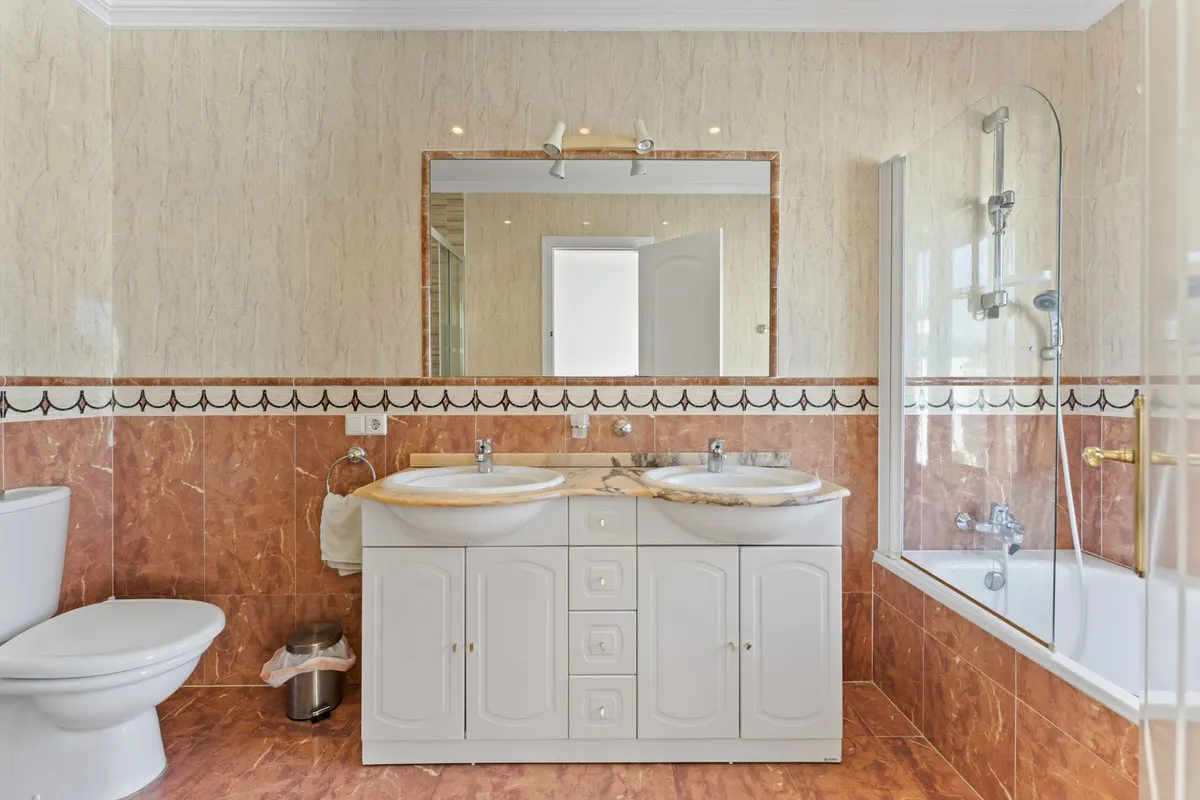 89285721-36c6-4780-87e8-35eedb672bc8