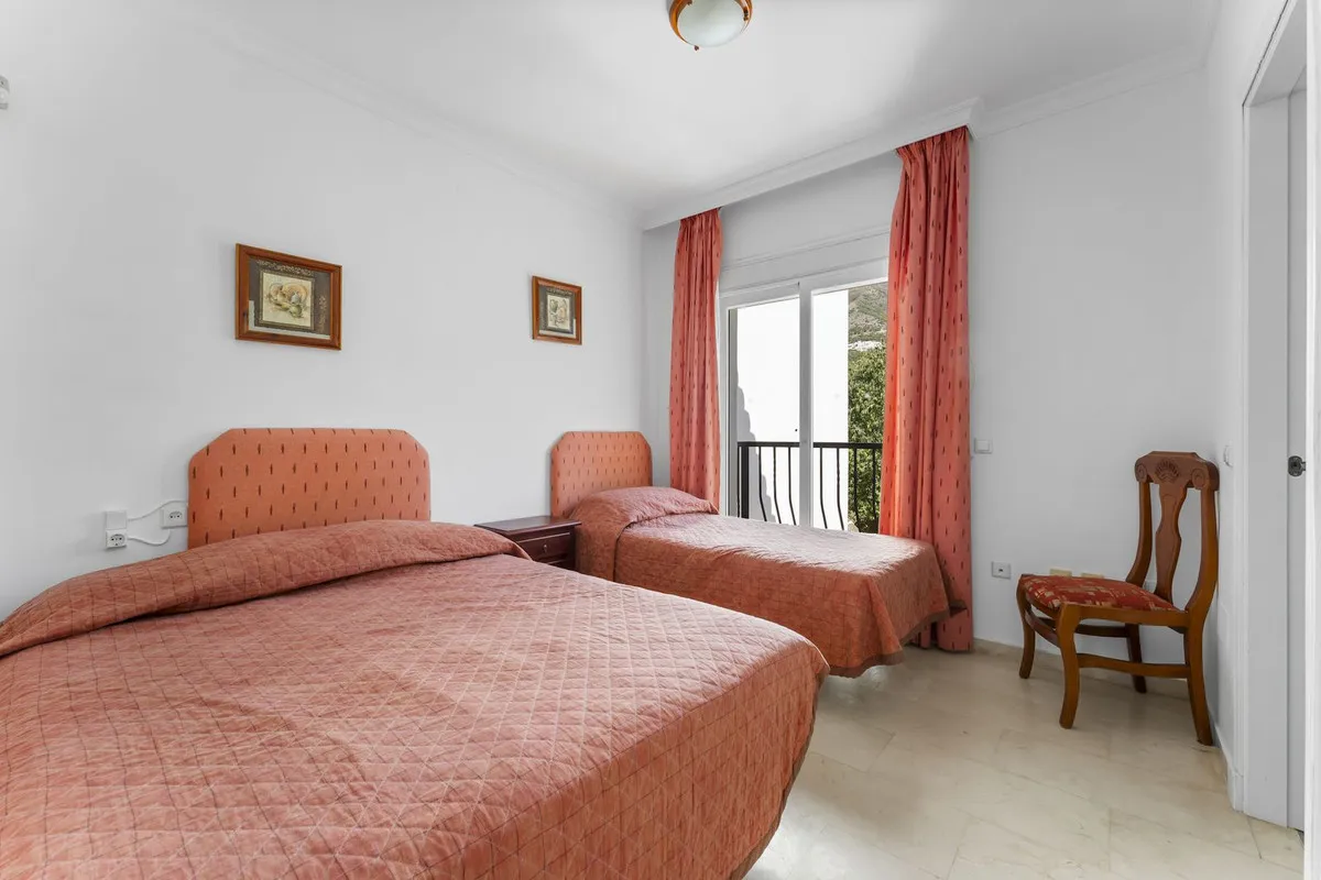 aa3d8bb5-6d5a-4a2b-ae81-7c345aa86cb5