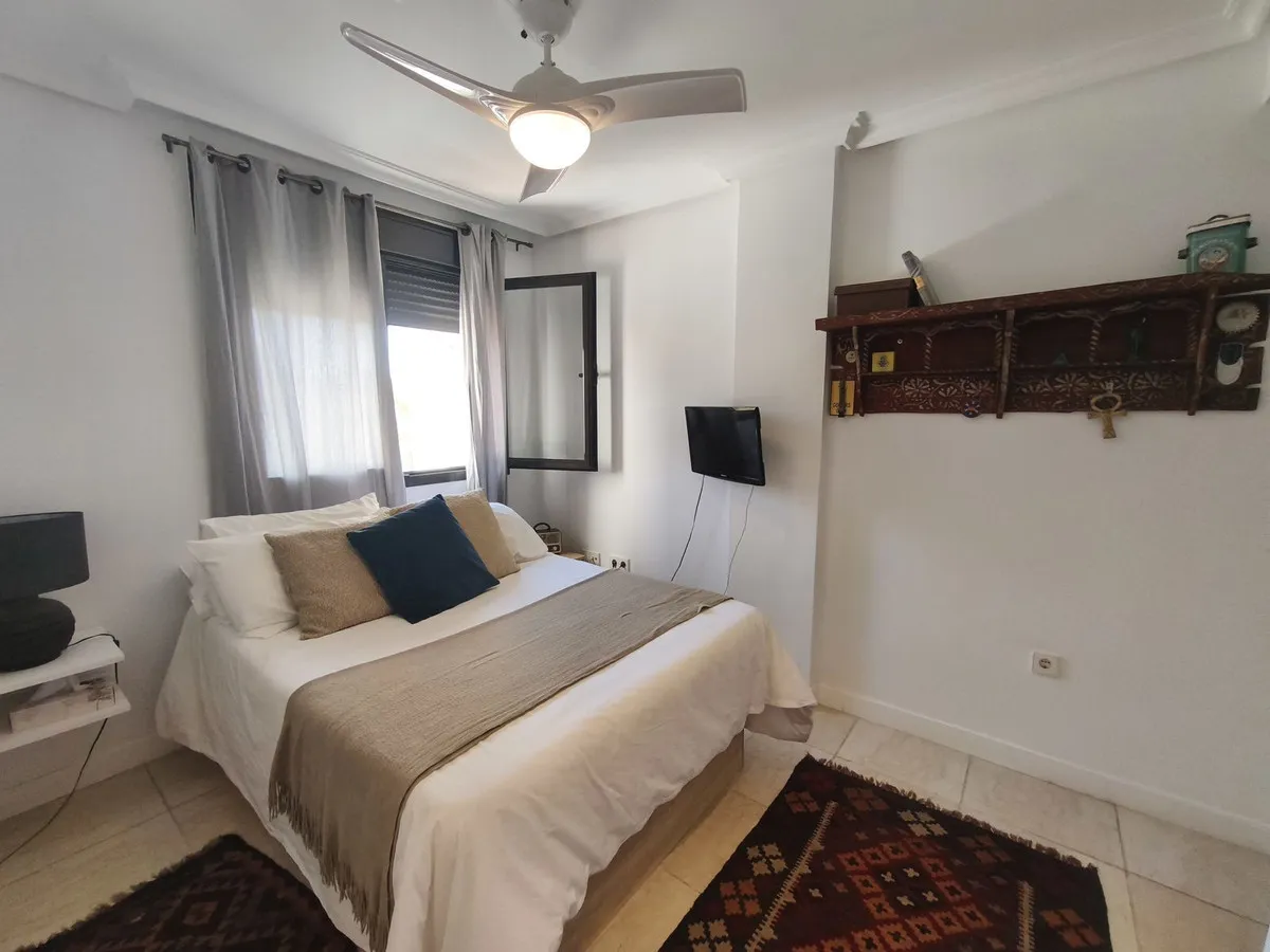 92bca5b5-6e74-44ed-8479-38babef5d751