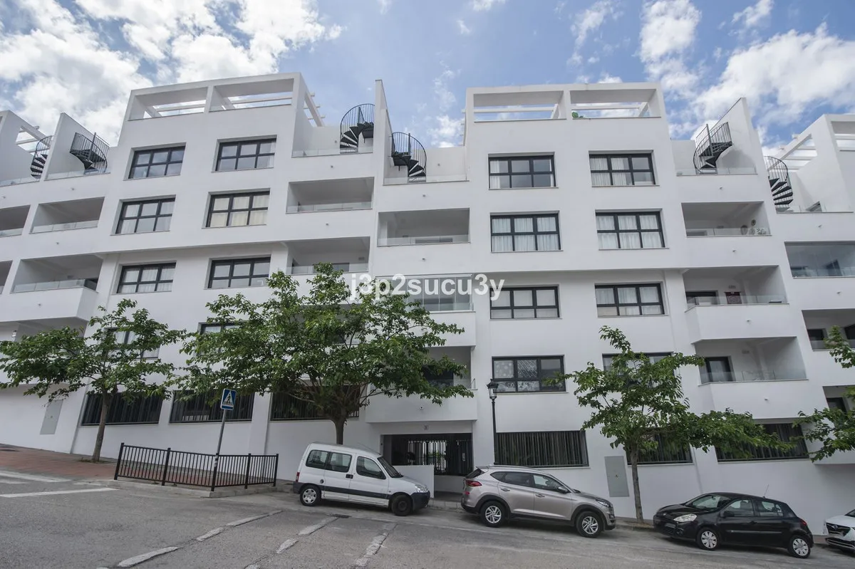 30ca409c-6621-4bab-9906-ed9fd99bf2c6