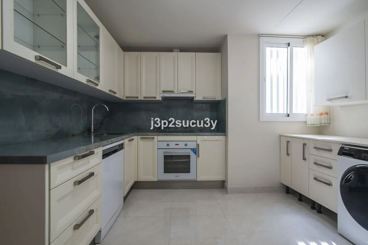 6d2fa906-f54b-4d32-8021-ca915cd6aaaa