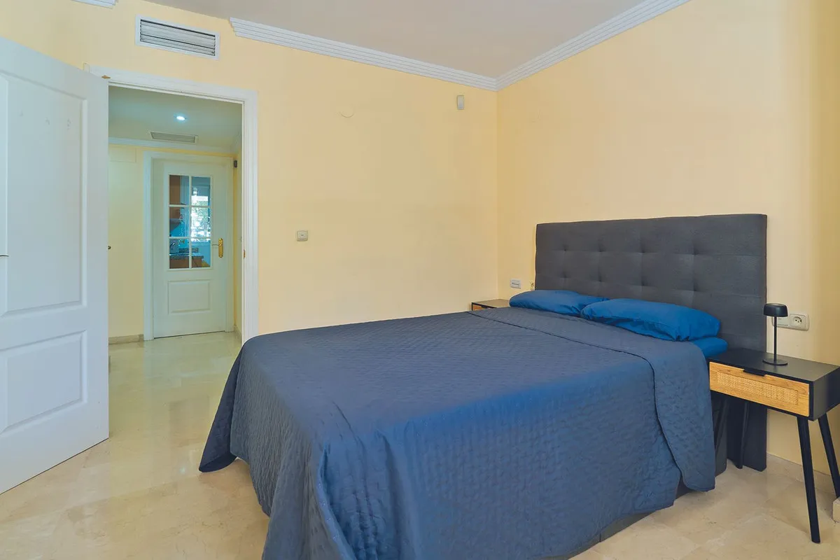 8af4f6f6-b10e-418e-a17e-97bc58b61102