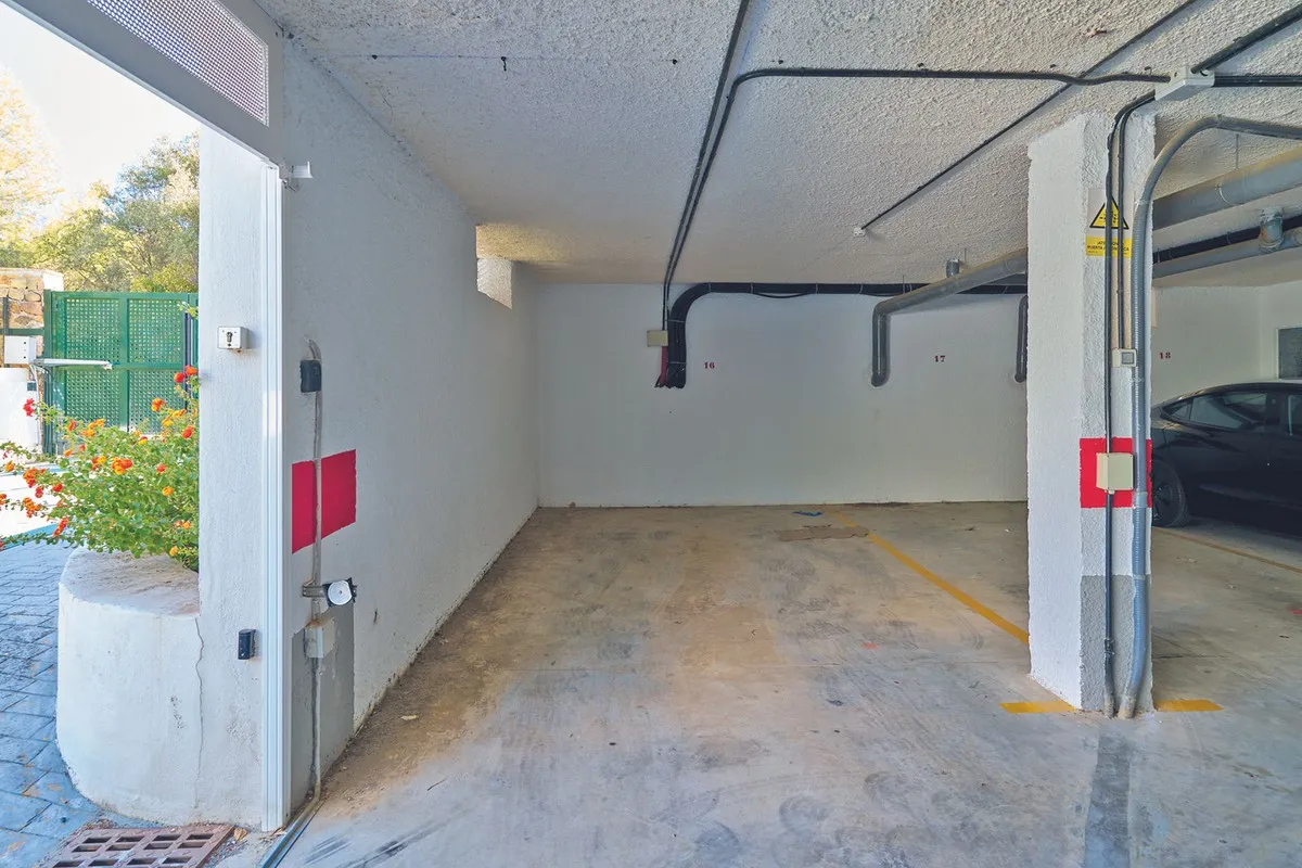 df38a0cd-7edc-435d-9ddb-c16104cc616d