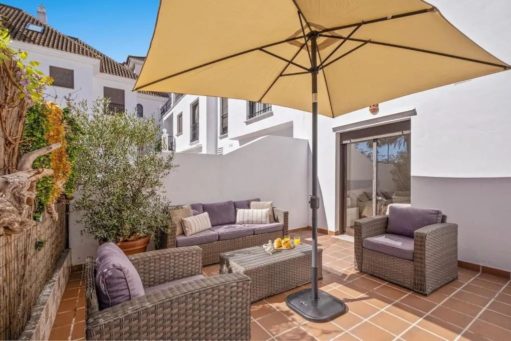 5bbd88c1-7d79-42e3-a90b-7cdd6976cc3c