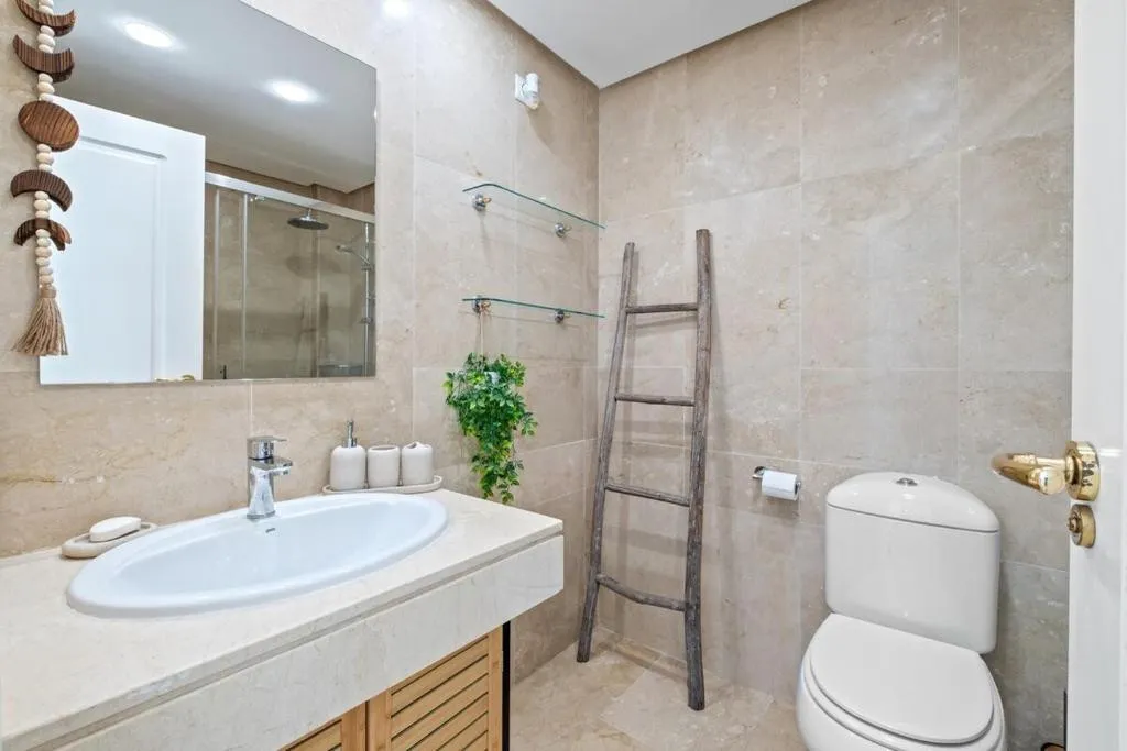 5f3f5c9a-aee2-47c0-95c0-77f3225e6a57