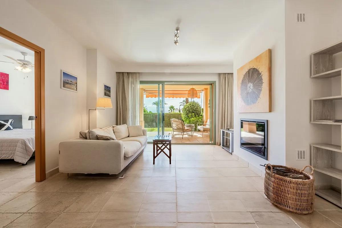 18c6a2b2-668b-4ee7-a14f-482deb77c1a7