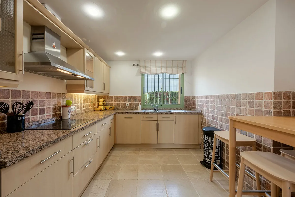 249e3226-6aaa-4e12-888b-79ce96fef65d