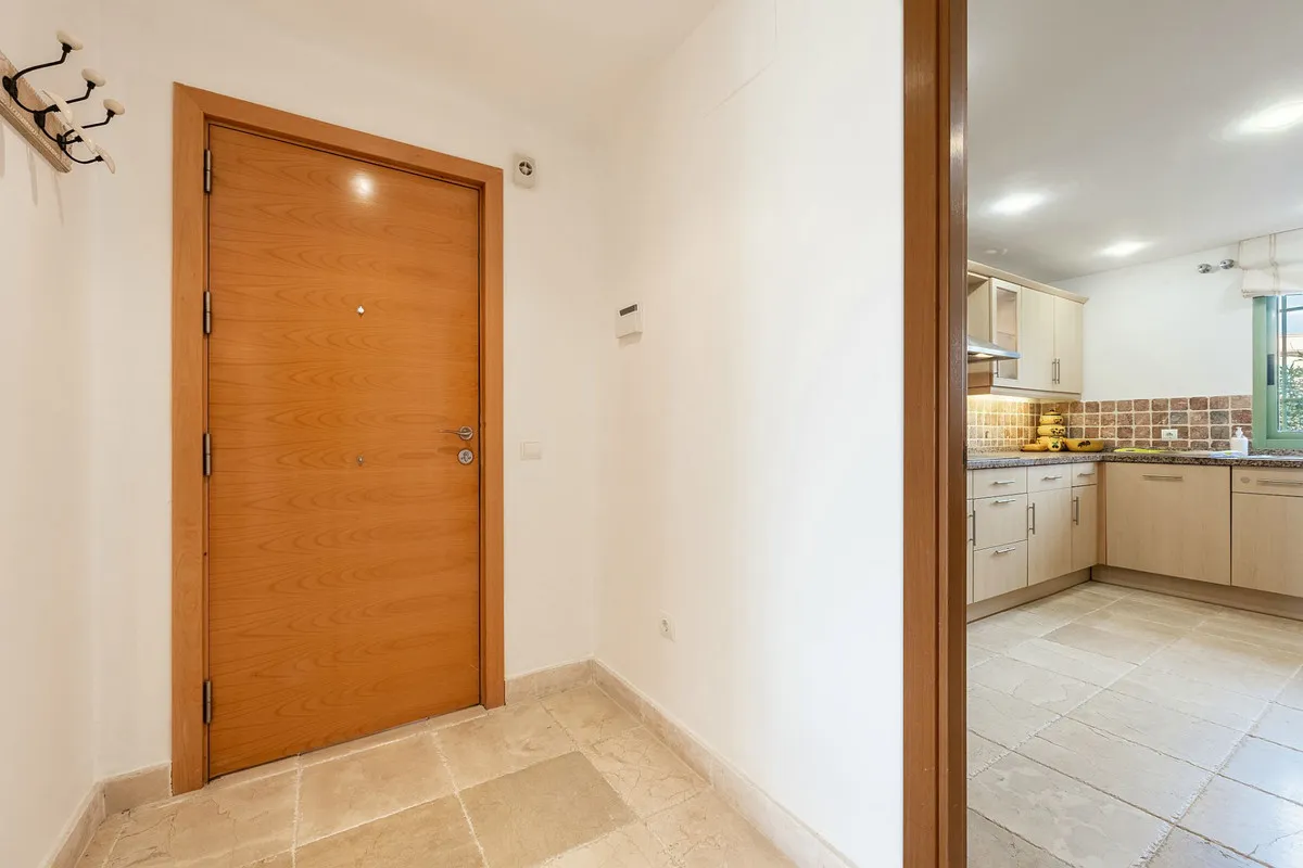 98a0dbe4-4d30-42ff-b178-d5b26a1d81ab