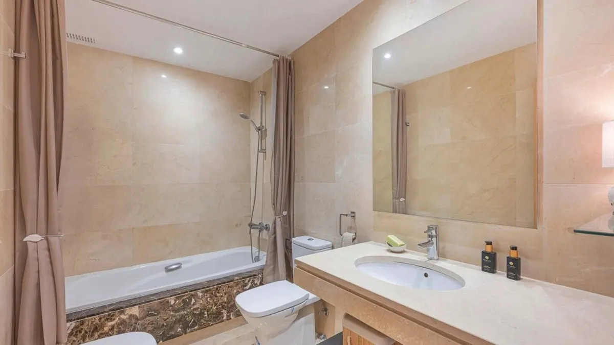 de4fc951-e626-48d0-bd80-d0c7d7427d72