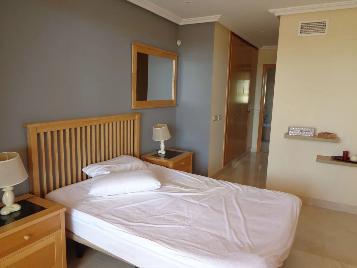 00ad363e-944f-4bb8-833d-0192c2970c6a