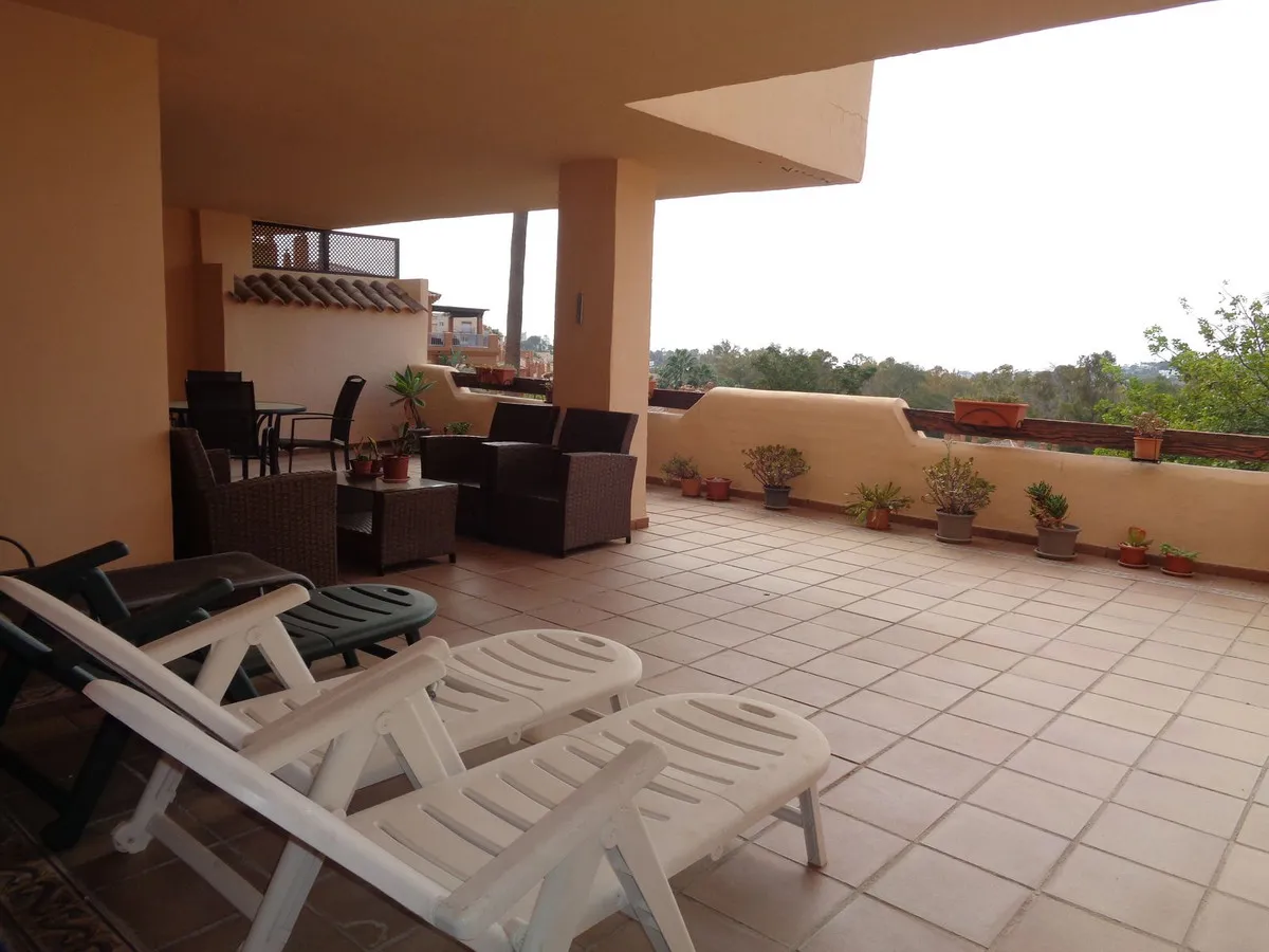 9c0305eb-257e-47df-b1fc-cf7cf03b02e6