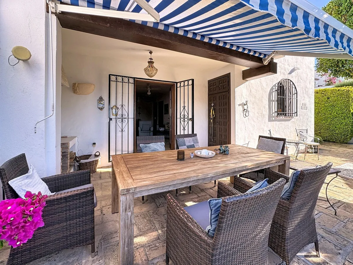 5687fed0-603f-4d6f-917c-eb63e639f519