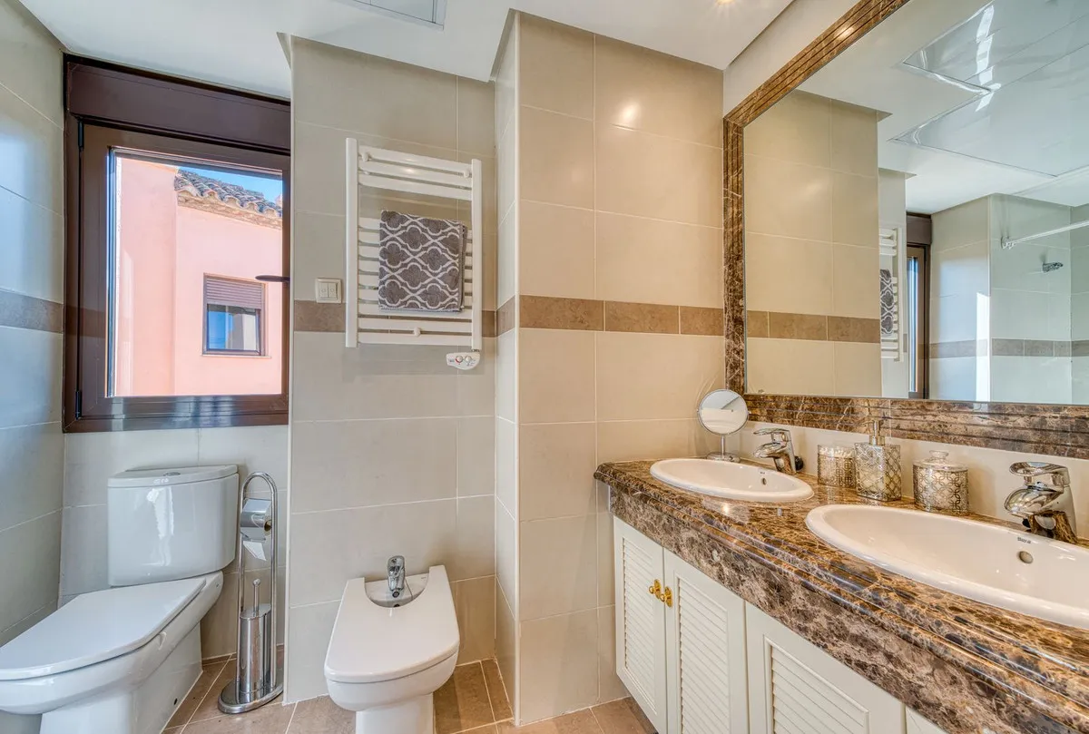 bdd65b37-1acc-4bef-b42b-592e9a8704ec