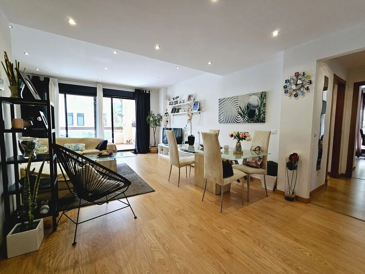 3e7db12a-e685-4d36-8962-cb0cc54c7419