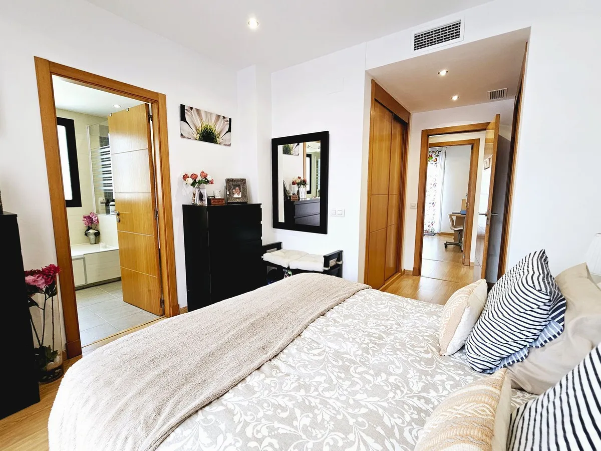 65da1370-1fe0-4990-8915-36782fc2951c