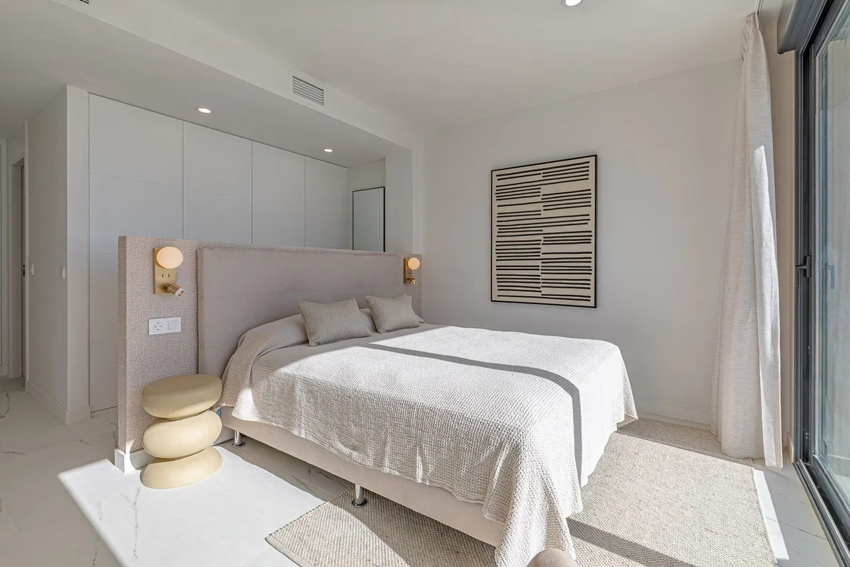 65620f03-7c74-4a30-a077-a84d13a78f01