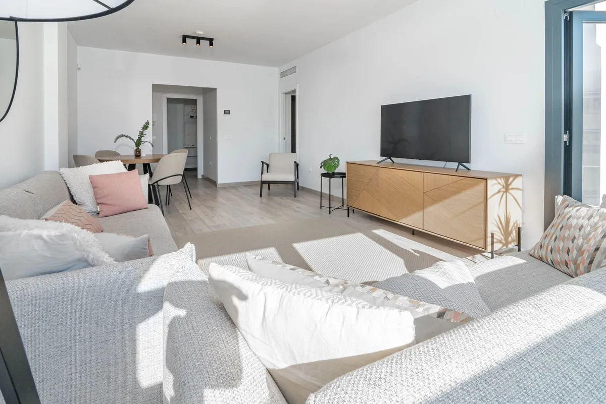 069fcc13-f42c-43ef-ae88-5213eb237068