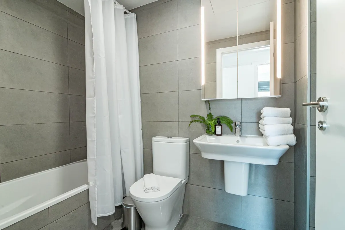 b6552d4b-10c7-4cb6-b2d5-277ed6e0415c