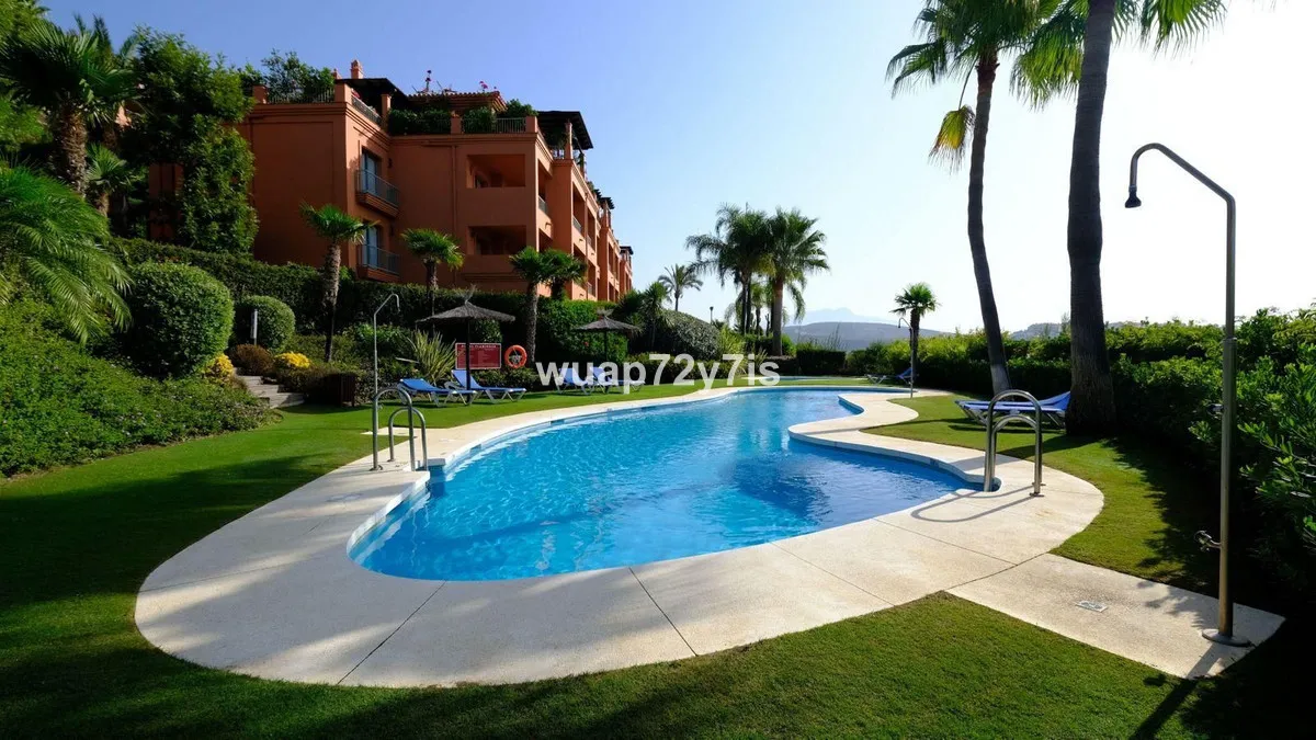 29b0b35e-6b5f-4d97-8ab8-06ed10948b34