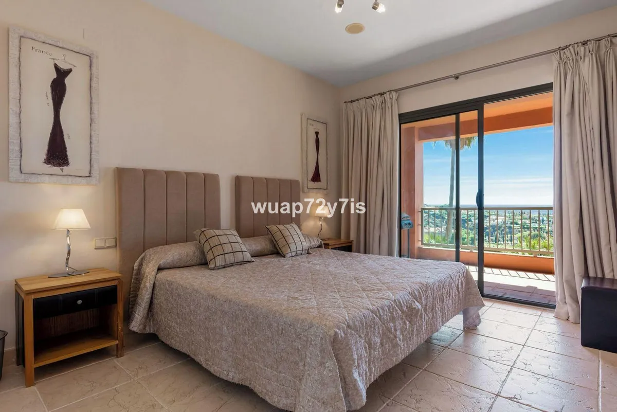 2ec4f790-7161-4447-922b-c112ee2f9e9b