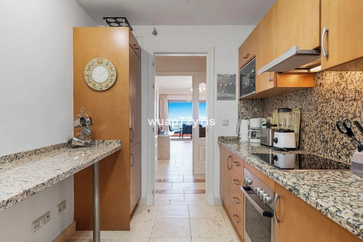 66ed9a52-89e1-48ad-ad83-aee4c4c0063e