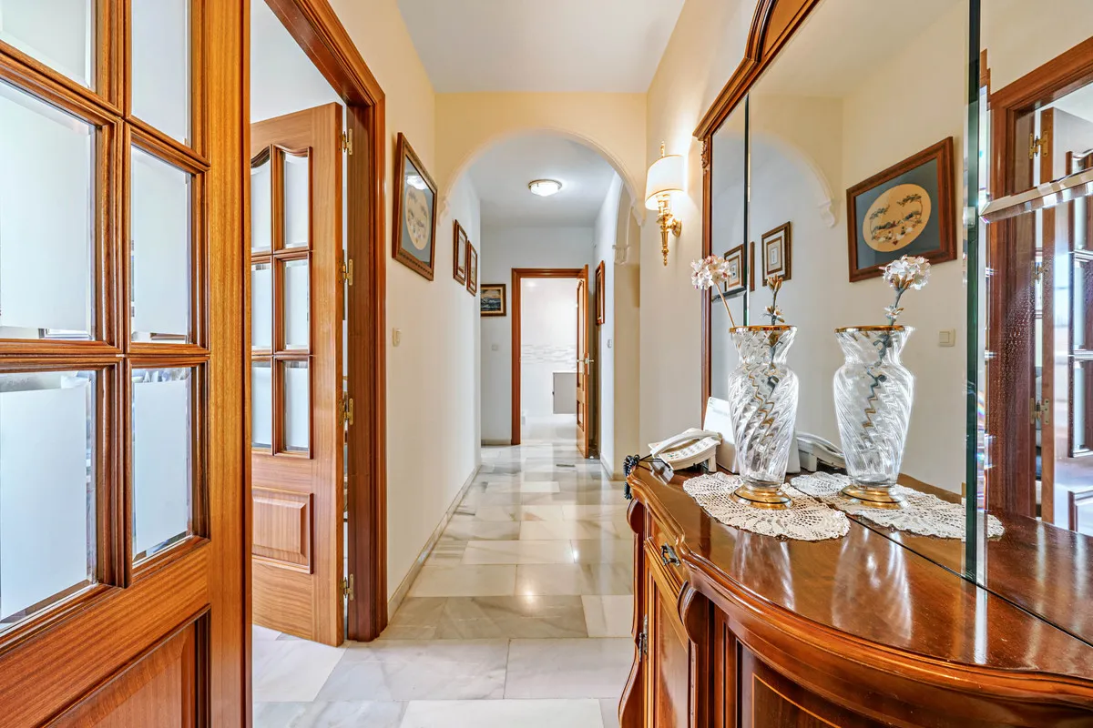 4c0850ee-28af-4577-9f61-1c18cab4584d