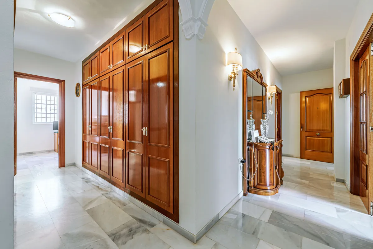 50571794-3e83-43b7-b35d-4e8622e6acd6