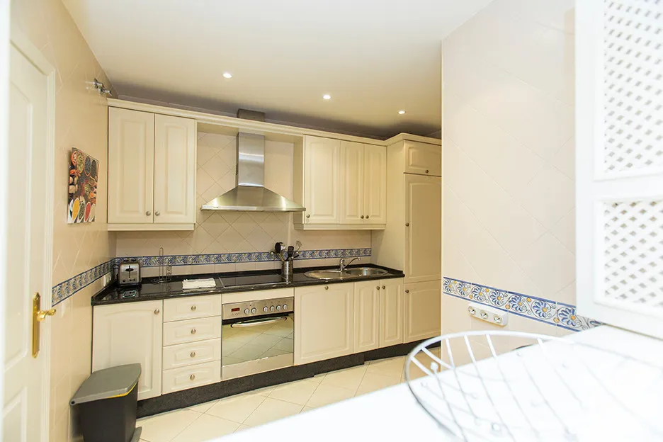 b298793d-2c14-433c-afee-1cc9002facba