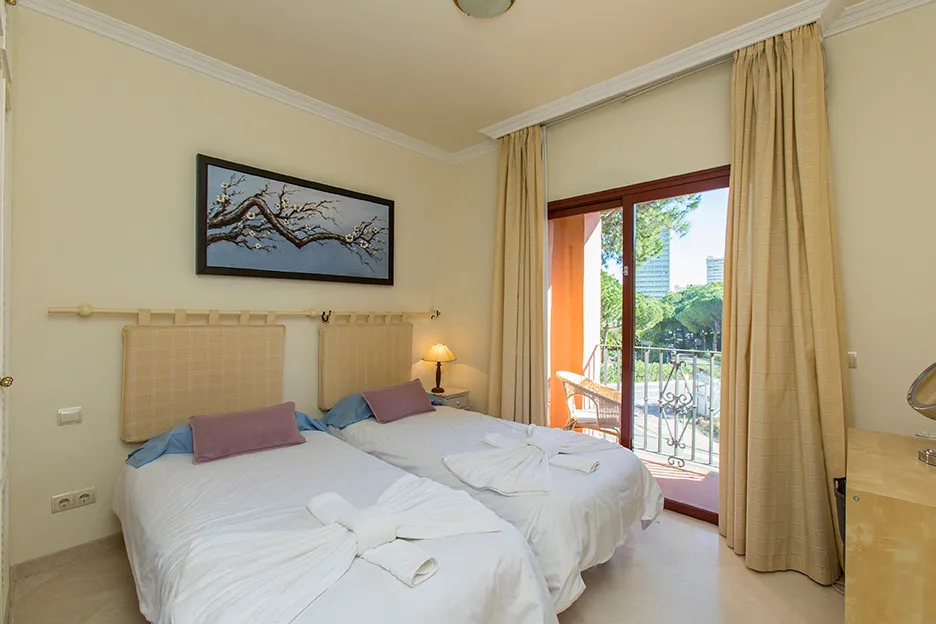 e88a7f20-29ce-4b3f-b608-381c153aee1a