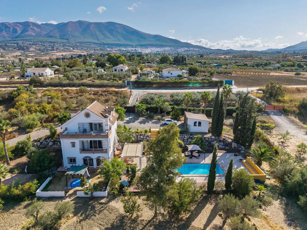 54cc8917-acf0-4b60-b90f-171343a0de74