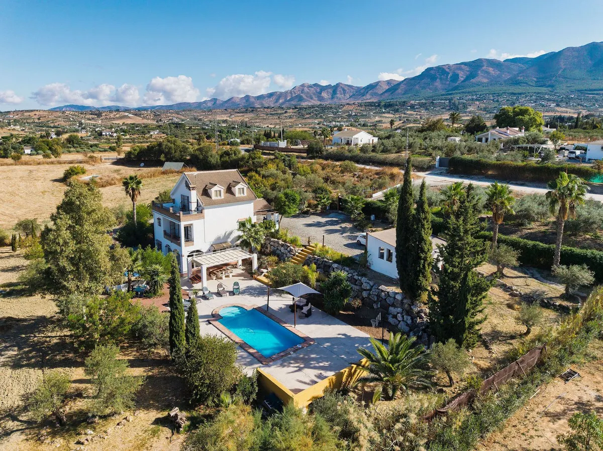 8a715e37-327c-47ae-82e0-bbf299beacec