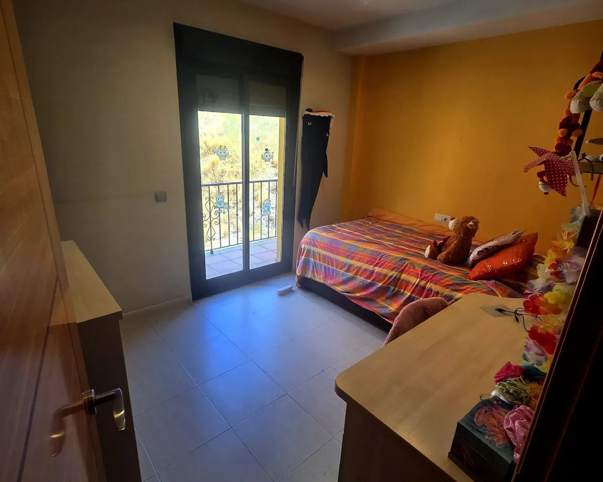 b230b9c5-ecf0-4284-b13f-2f4df0b54175