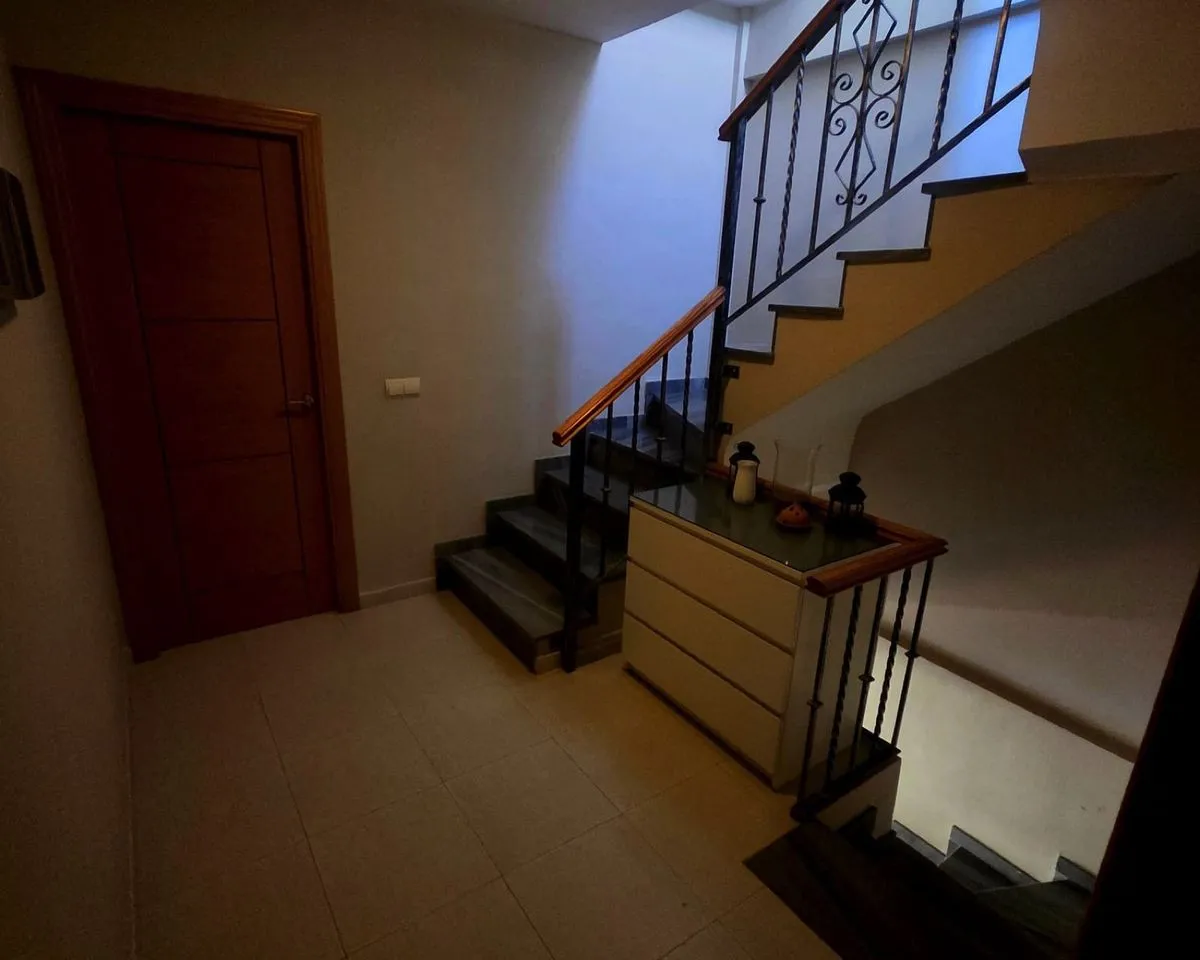 ea894c09-6347-40f4-8866-c0e76355c078