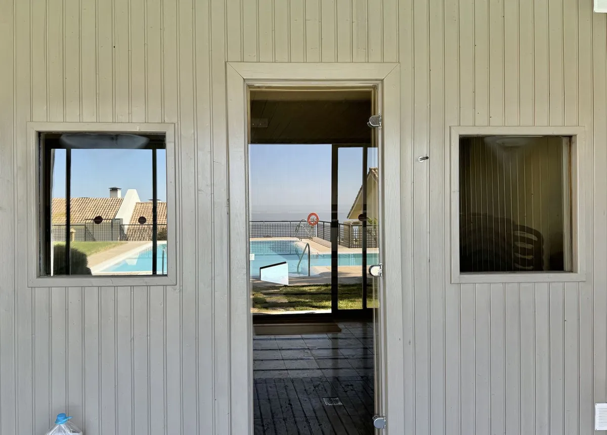 0ab49e13-2b48-4910-b8c1-1a523e702d5f